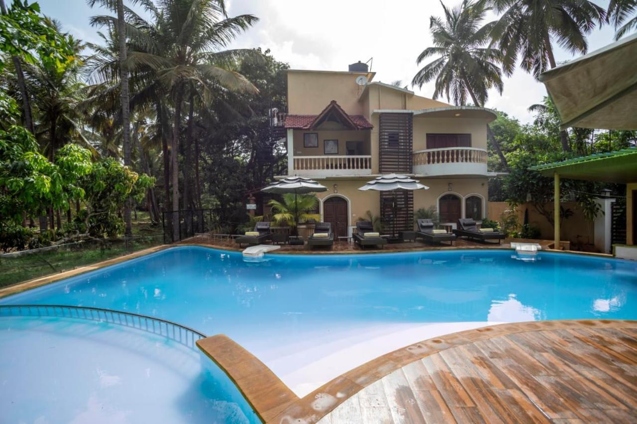 Holiday Goa Arpora Exterior foto