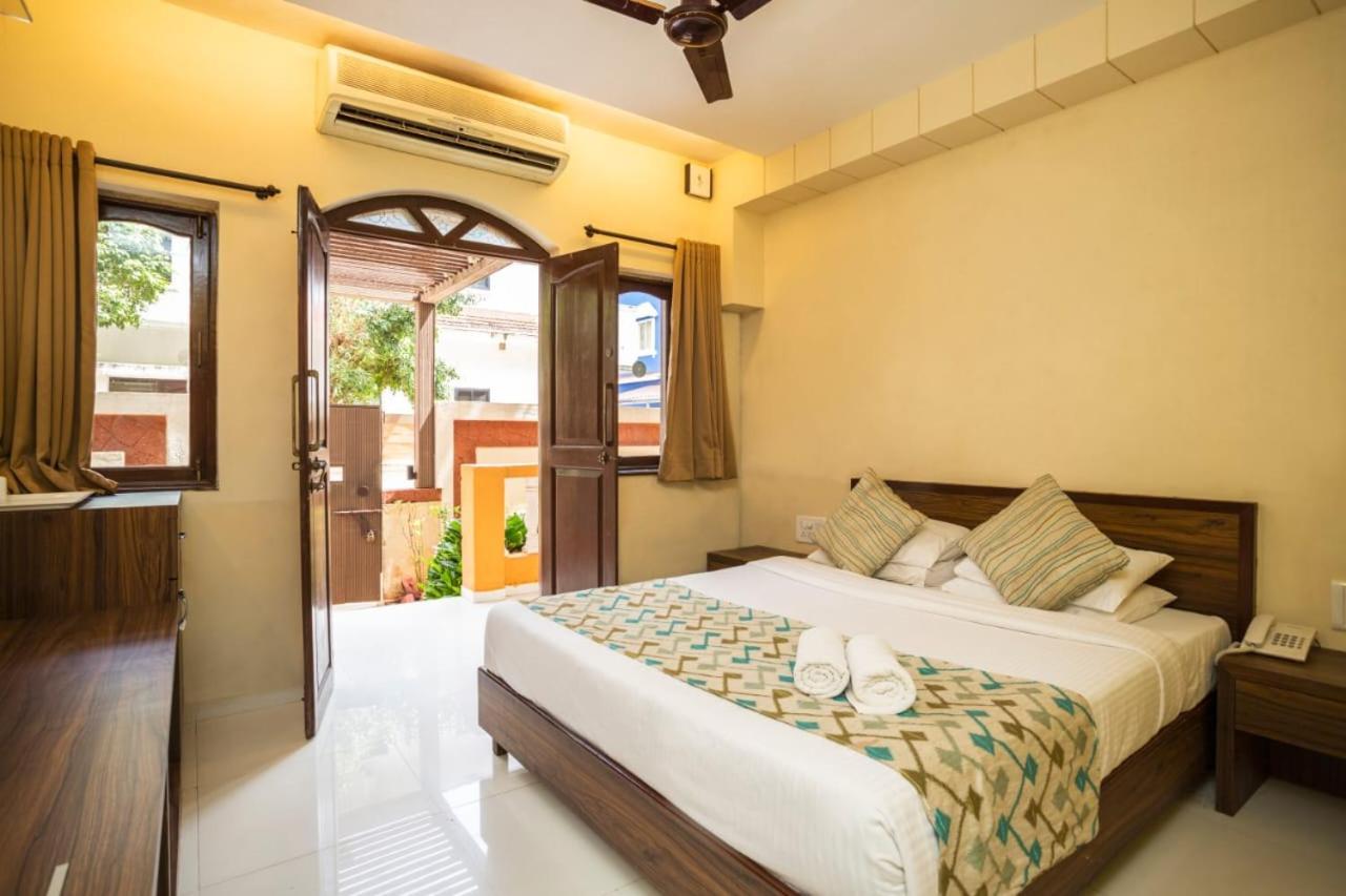 Holiday Goa Arpora Exterior foto